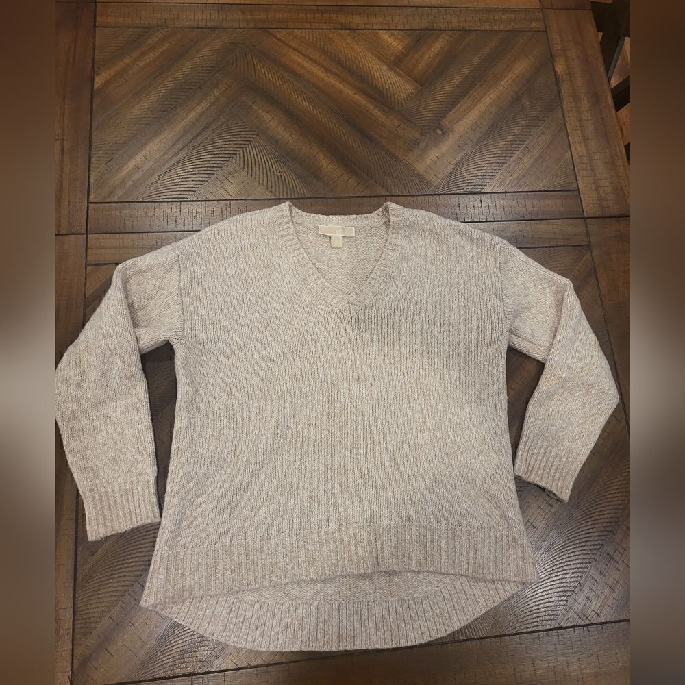 Michael Kors Knit Sweater Size M Cream/Oatmeal Color